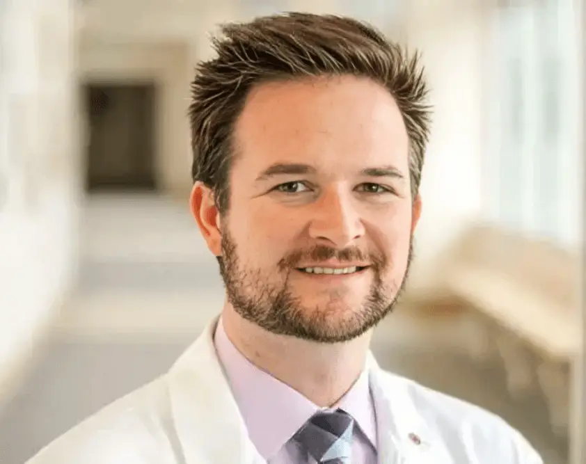 Dr. Fischer
